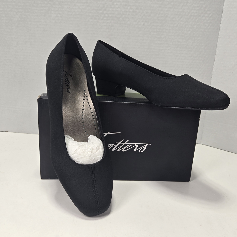 Trotters Elegant Black Heels